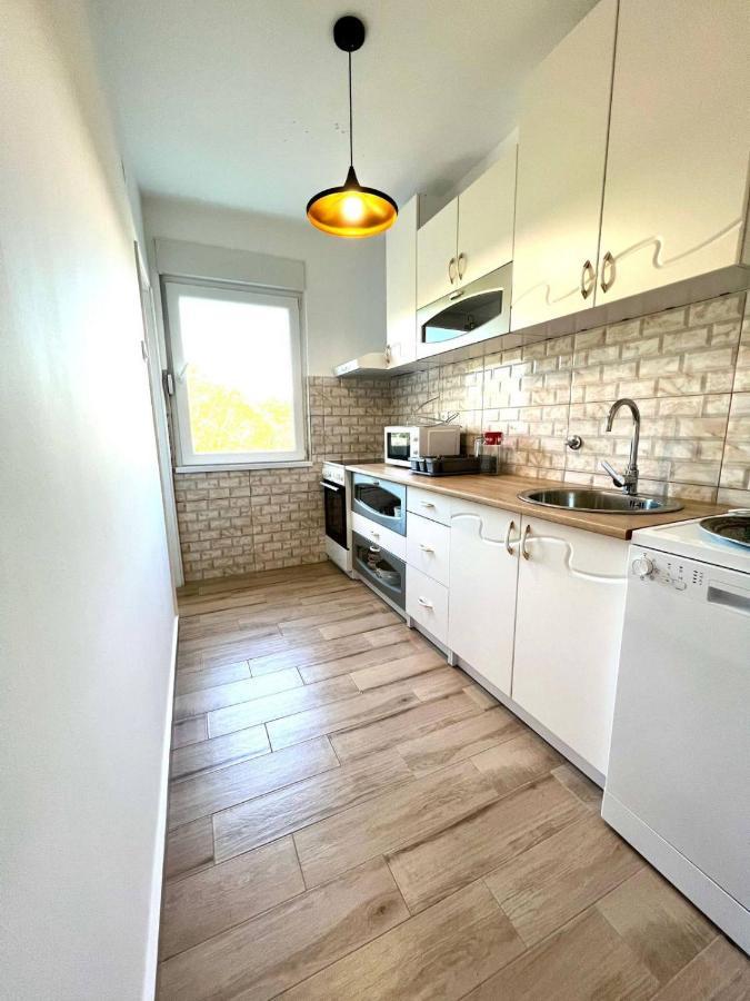 Lux Apartman Casablanca Plužine Exteriör bild