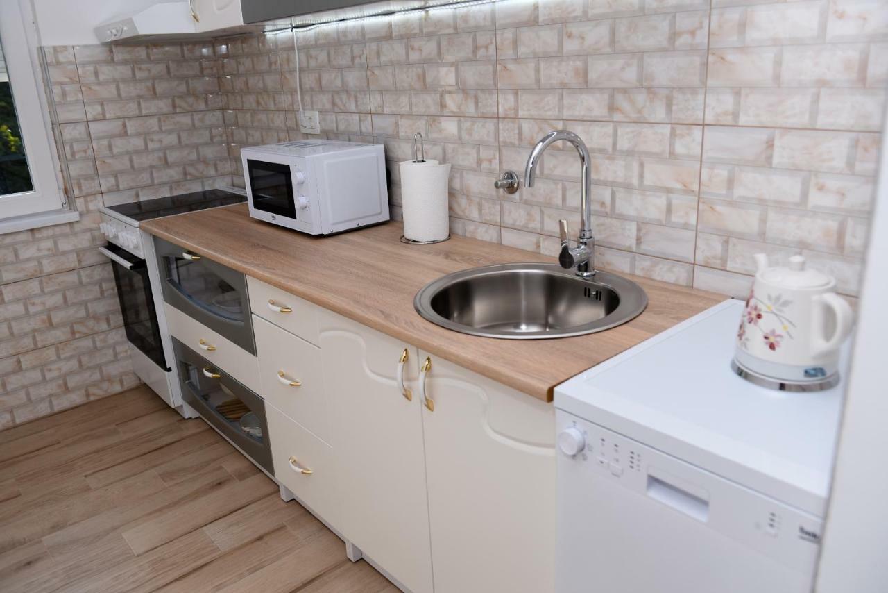 Lux Apartman Casablanca Plužine Exteriör bild