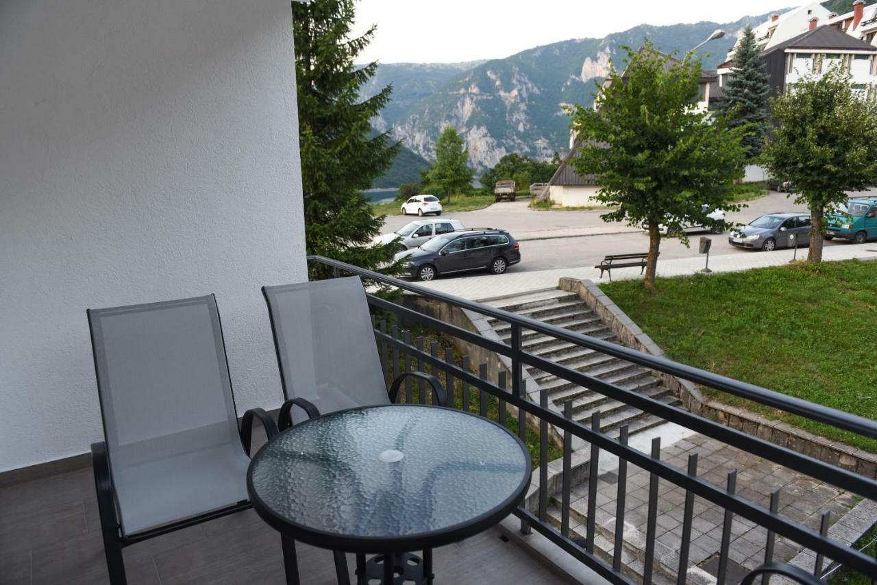 Lux Apartman Casablanca Plužine Exteriör bild